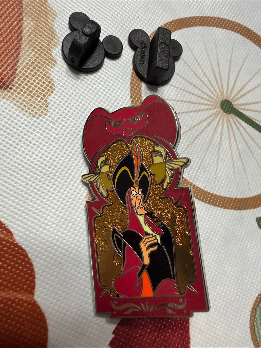 Disney Jafar villains Enamel Pin - Red and Gold